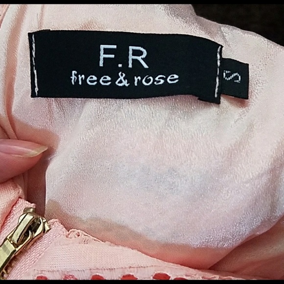 Peach midi cocktail dress NWOT - Picture 3 of 3